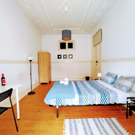 Fernando Pessoa Lisbon Rooms Bagian luar foto
