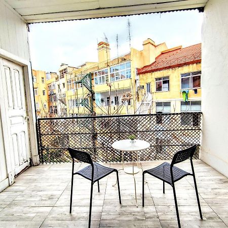 Fernando Pessoa Lisbon Rooms Bagian luar foto